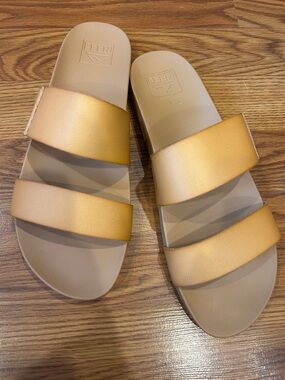 Reef sandals